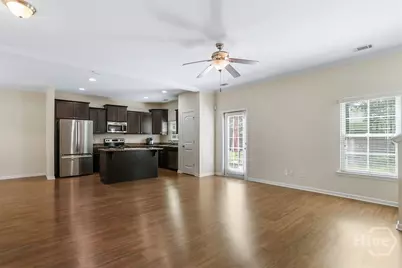 114 Wall Street, Savannah, GA 31405 - Photo 9