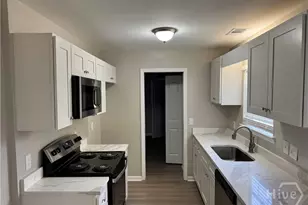 121 Laurelwood Ln, Savannah, GA 31419 - Photo 3