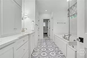 6 Tomochichi Ln, Savannah, GA 31411 - Photo 9