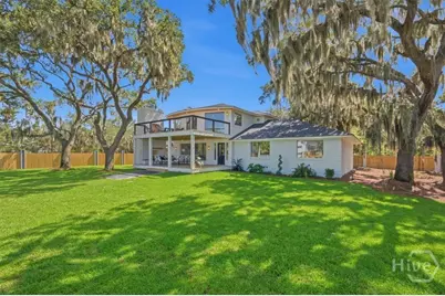 302 E Point Drive, Savannah, GA 31410 - Photo 11