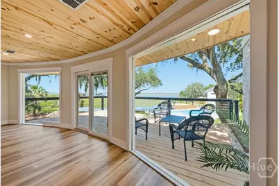302 E Point Drive, Savannah, GA 31410 - Photo 7