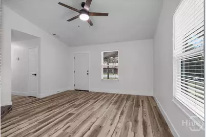 207 Garden Circle, Hinesville, GA 31313 - Photo 9