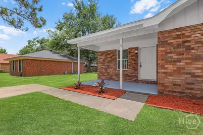 207 Garden Circle, Hinesville, GA 31313 - Photo 3
