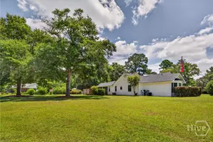 385 Lemans Dr, Bloomingdale, GA 31302 - Photo 3