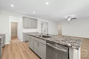 130 Telford St, Savannah, GA 31407 - Photo 11