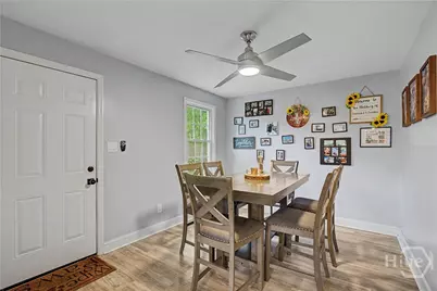 212 Chatham Villa Drive, Savannah, GA 31408 - Photo 15