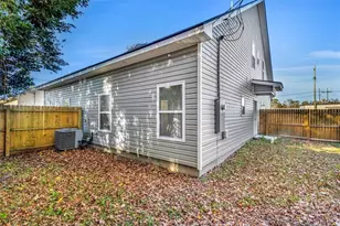 39 Travis St, Savannah, GA 31406 - Photo 19