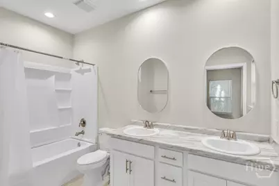 39 Travis Street, Savannah, GA 31406 - Photo 11