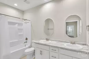 39 Travis St, Savannah, GA 31406 - Photo 11