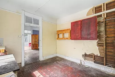 208 W 39th Street, Savannah, GA 31406 - Photo 37