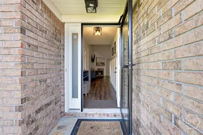 17 Chapel Drive, Savannah, GA 31406 - Photo 5