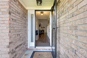 17 Chapel Dr, Savannah, GA 31406 - Photo 5