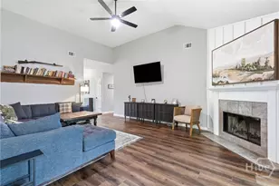 17 Chapel Dr, Savannah, GA 31406 - Photo 9
