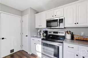 17 Chapel Dr, Savannah, GA 31406 - Photo 17