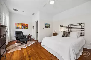 326 Price St, Savannah, GA 31401 - Photo 35