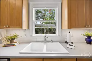 326 Price St, Savannah, GA 31401 - Photo 25