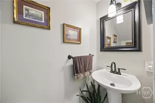 326 Price St, Savannah, GA 31401 - Photo 29