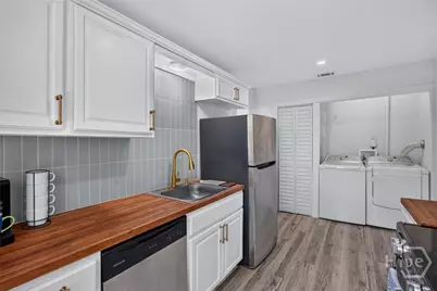 1226 W 51st Street, Savannah, GA 31405 - Photo 7