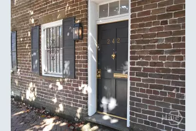 242 Price Street, Savannah, GA 31401 - Photo 1
