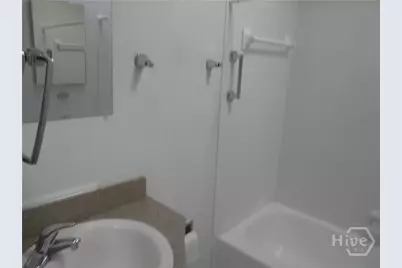 242 Price Street, Savannah, GA 31401 - Photo 15