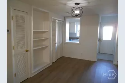 242 Price Street, Savannah, GA 31401 - Photo 5
