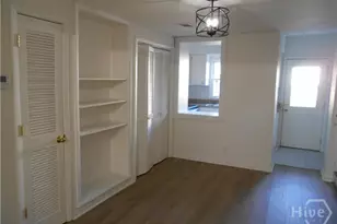 242 Price St, Savannah, GA 31401 - Photo 5