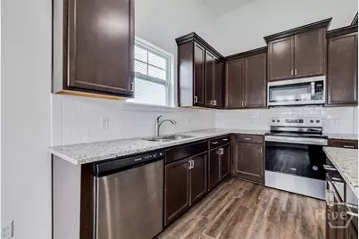 20 Mirror Lake Drive, Savannah, GA 31407 - Photo 11