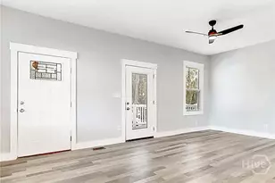 1105 E 38th St, Savannah, GA 31404 - Photo 15