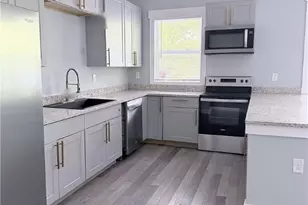 1105 E 38th St, Savannah, GA 31404 - Photo 23