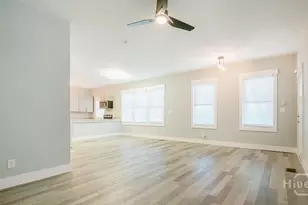 1105 E 38th St, Savannah, GA 31404 - Photo 7