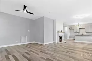 1105 E 38th St, Savannah, GA 31404 - Photo 17