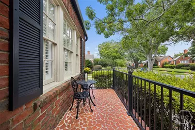 427 E 52nd Street, Savannah, GA 31405 - Photo 9
