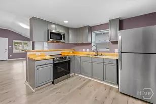 705 W 47th St, Savannah, GA 31405 - Photo 11