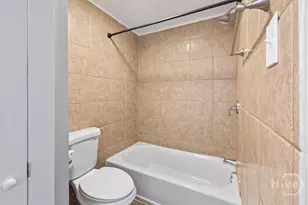 705 W 47th St, Savannah, GA 31405 - Photo 17