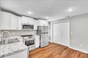 1024 W 39th St, Savannah, GA 31415 - Photo 3