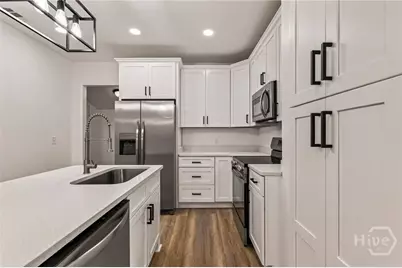 636 W 35th Street, Savannah, GA 31415 - Photo 15