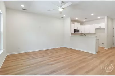 1525 New Castle Street, Savannah, GA 31415 - Photo 9