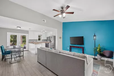 10 Marian Court, Savannah, GA 31406 - Photo 9