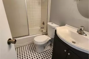 101 W Oglethorpe Ave, Savannah, GA 31401 - Photo 23