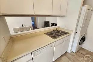 101 W Oglethorpe Ave, Savannah, GA 31401 - Photo 9