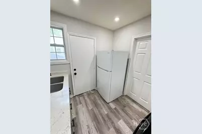 1320 E 53rd Street, Savannah, GA 31404 - Photo 7