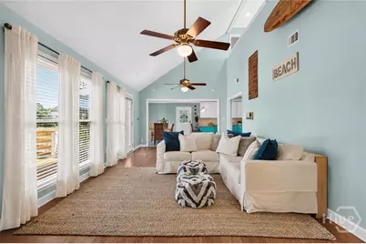 125 S Campbell Avenue, Tybee Island, GA 31328 - Photo 5