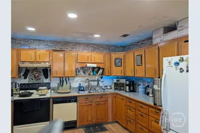 848 Lyndsi Lane, Hinesville, GA 31313 - Photo 5