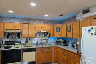 848 Lyndsi Ln, Hinesville, GA 31313 - Photo 5