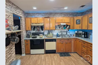 848 Lyndsi Lane, Hinesville, GA 31313 - Photo 7