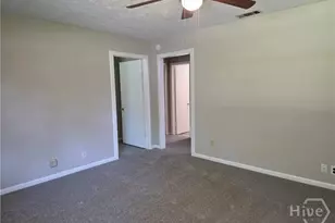 404 E Moore St, Bloomingdale, GA 31302 - Photo 3
