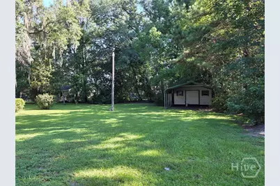 404 E Moore Street, Bloomingdale, GA 31302 - Photo 17