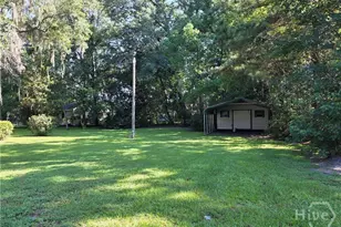 404 E Moore St, Bloomingdale, GA 31302 - Photo 17