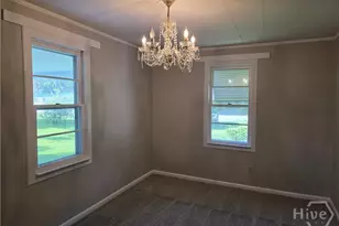 404 E Moore St, Bloomingdale, GA 31302 - Photo 5