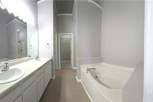 80 Stonelake Cir, Savannah, GA 31419 - Photo 7